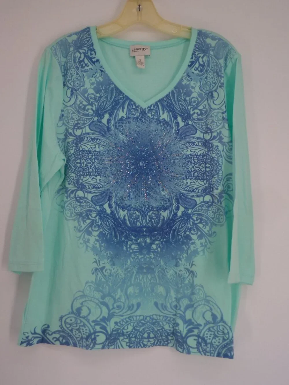 Chico's Zenergy Woman's 3/4 Sleeve Aqua n Purple Print Top Size 3 US XL - Picture 1 of 7